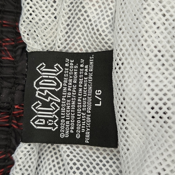 (L) AC⚡️DC Men's Shorts Summer Vacation Rock 80s Heavy Metal Retro - Picture 3 of 8